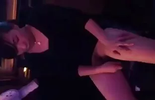 XXX مثليه جعل ل لعبة سكس مع حيوانات من foam في ال حمام
