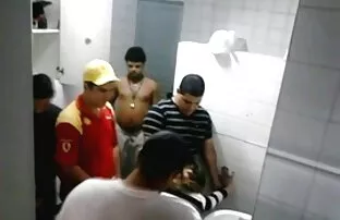 XXX الدمى الماهرة ستسمح بكل فيديو حيوانات سكس شيء تقريبا