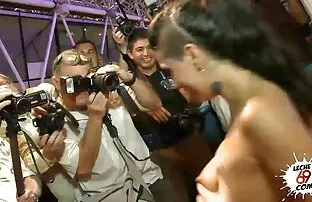 XXX تيفاني فوكس سكس موبايل حيوانات يحب أن يمارس الجنس في الظلام