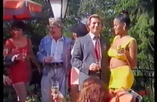 XXX أمريكا مثير مع السيارة سكس كلاب وبنات