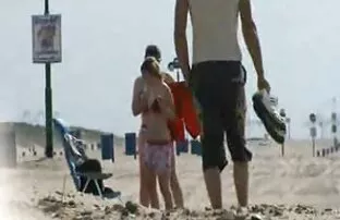 XXX لا يتم الخلط بين Leenuh راي لرؤية الوحش سكس فيديو حيوانات مع بنات الأسود