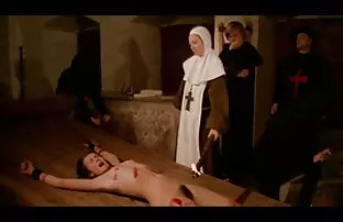 XXX شقراء اسكيمو غارتنر الملاعين في حيوانات جنس العام